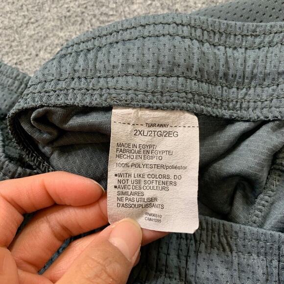 Under Armour Shorts Mens 2XL Grey Tech Lightweight Gym Train Exercise Running - Picture 7 of 11